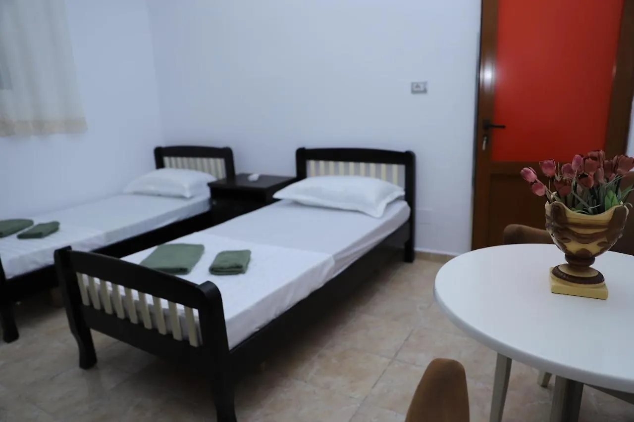 Hanna'S Hostel Berat