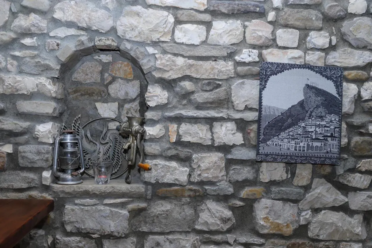 Hanna'S Hostel Berat 0*,  Arnavutluk