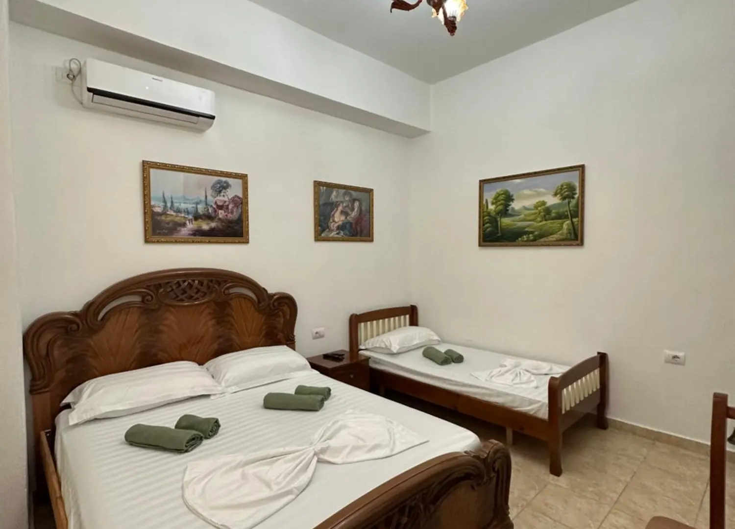 Hanna'S Hostel Berat