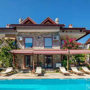 Vira Hotel Gocek (Fethiye)
